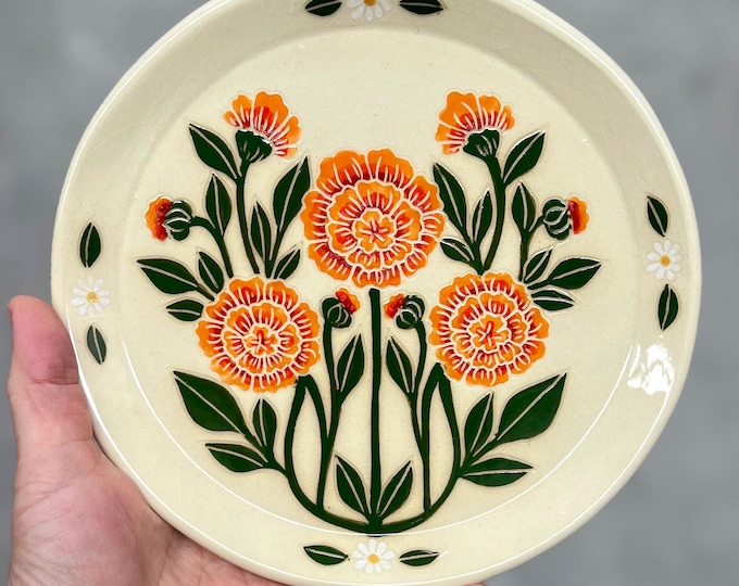 French Marigold Wall Plate 7.5"