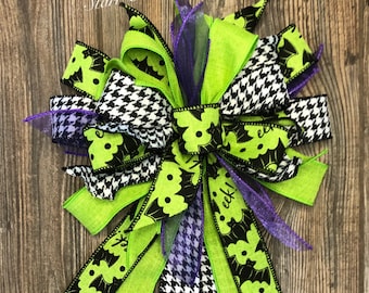Bat decor Bat Wreath bow. Fall decor. Bows with Bats. wreath bows. Bat  decorations. Hounds tooth bows