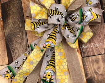 Gnome Wreath bow. Gnome decor. Gnome decorations. Bee wreath bow. Gnomes with bees decor Honeybee decor. gnome Honeycomb ribbon