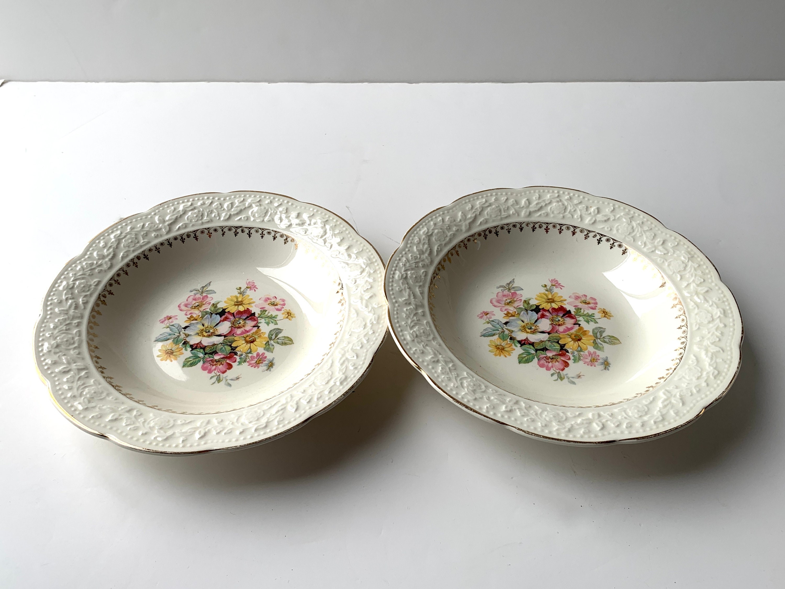 Edwin M. Knowles 22 Karat Gold Bowls Set of 2 - Etsy
