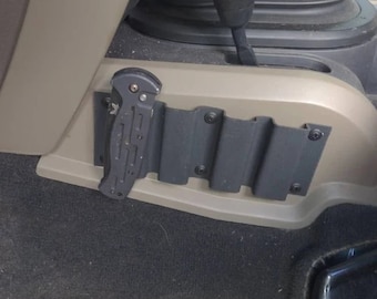 Monturas tácticas M.A.R.S.: Sistema de retención de accesorios MOLLE.