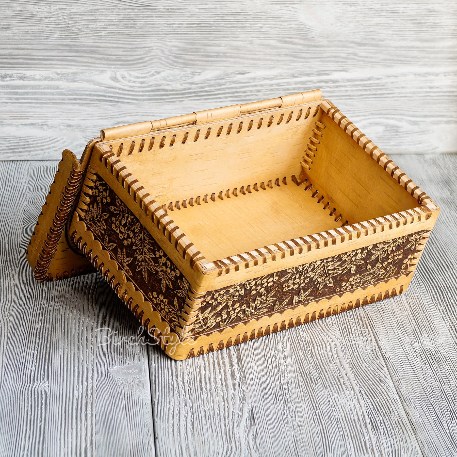 large decorative keepsake boxes