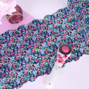Stretch Lace - Blue Pink Green Roses - 1 meter