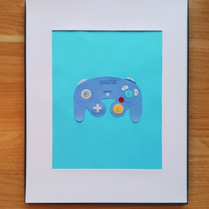 Arte per console di gioco collage / Idea regalo per giocatori / Arte di carta astratta / Console di gioco / Regalo tecnologico / Design controller / Decorazione da parete per sala giochi