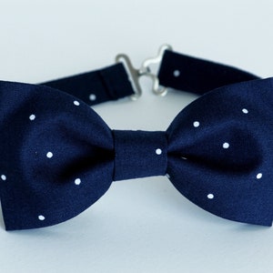 Navy white dots bow tie, navy blue white polka dots bow tie, navy wedding, ringboy, ringbearer bow tie, mens, grooms bow tie, navy bowtie