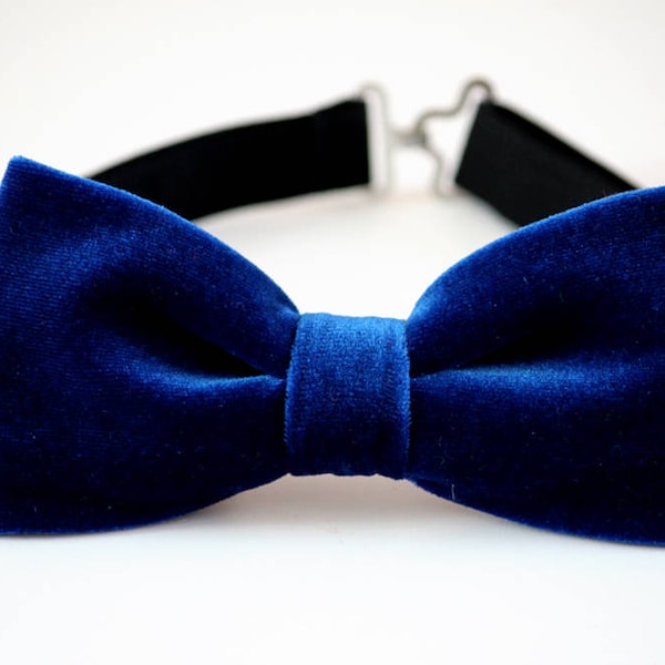 Royal blue velvet bow tie, men's wedding bow tie, groomsmen bow tie, ringbearer bow tie, boy's bow tie, kids bow tie, Christmas bow tie