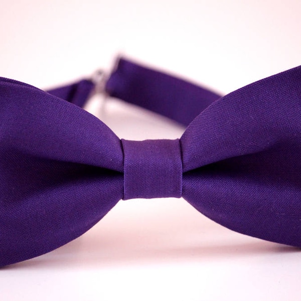 Purple bow tie, men's wedding bow tie, kid's bow tie, boy's bow tie, groom bow tie, groomsmen bow tie, ringboy bow tie, dark purple bow tie