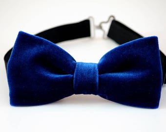 Royal blue velvet bow tie, men's wedding bow tie, groomsmen bow tie, ringbearer bow tie, boy's bow tie, kids bow tie, Christmas bow tie