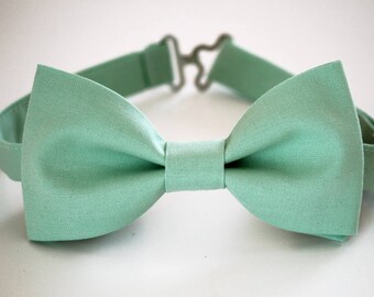 Dusty mint bow tie, men's wedding bow tie, groom bow tie, groomsmen bow tie, ring bearer bow tie, ring boy bow tie, mint blue bow tie boys