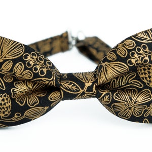 Black metallic gold floral mens bow tie, black and gold bow tie, wedding bowtie, grooms groomsmen floral tie, gift for him, boho rustic bow