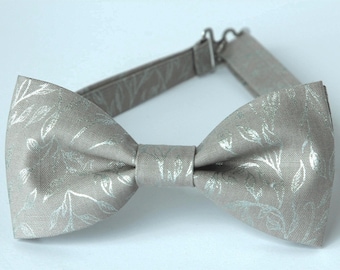 Grey floral bow tie for men and boys, silver metallic flowers bowtie, wedding groomsmen bow tie, pocket square, gift for him