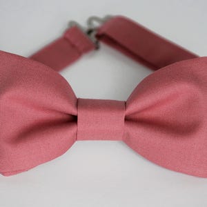 Deep Rose Cotton Bow Tie, Groomsmen Wedding Neckwear, Pre-Tied Adjustable Strap bild 1