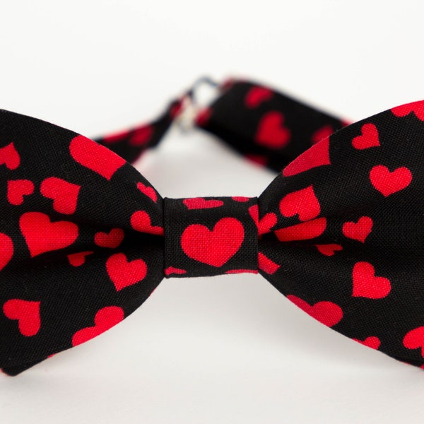 Black with red hearts bow tie, Valentine's Day bow tie, love bow tie, hearts bowtie, boys bow tie, mens bow tie, kids bow tie, black red bow