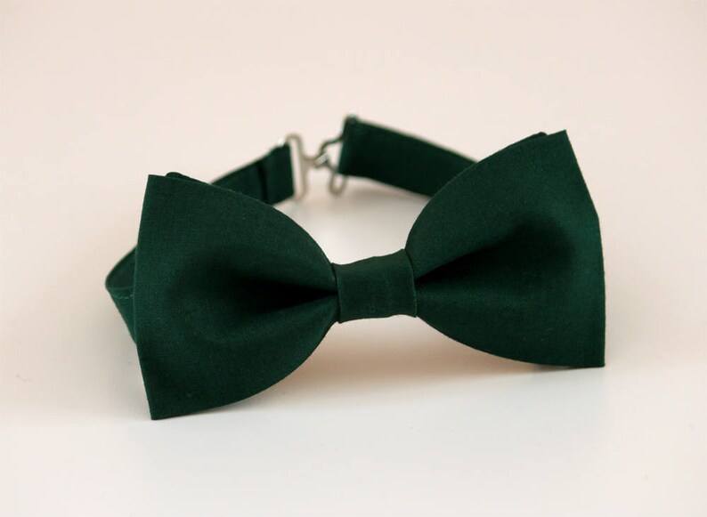 Hunter Green Bow Tie Mens Bow Tie Wedding Bow Tie Groom Bow Etsy