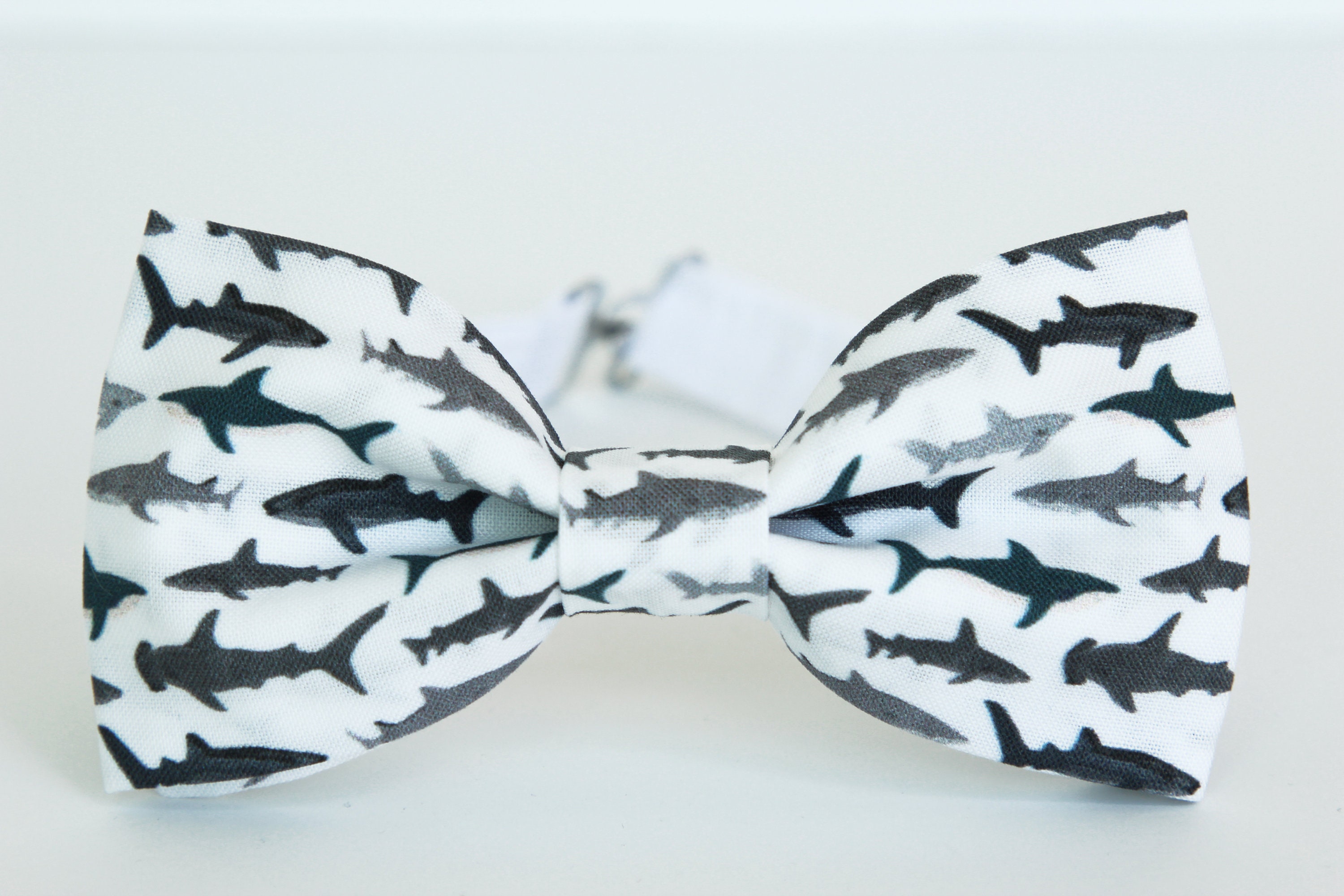 Double-Sided Fish and Wine Bow Tie