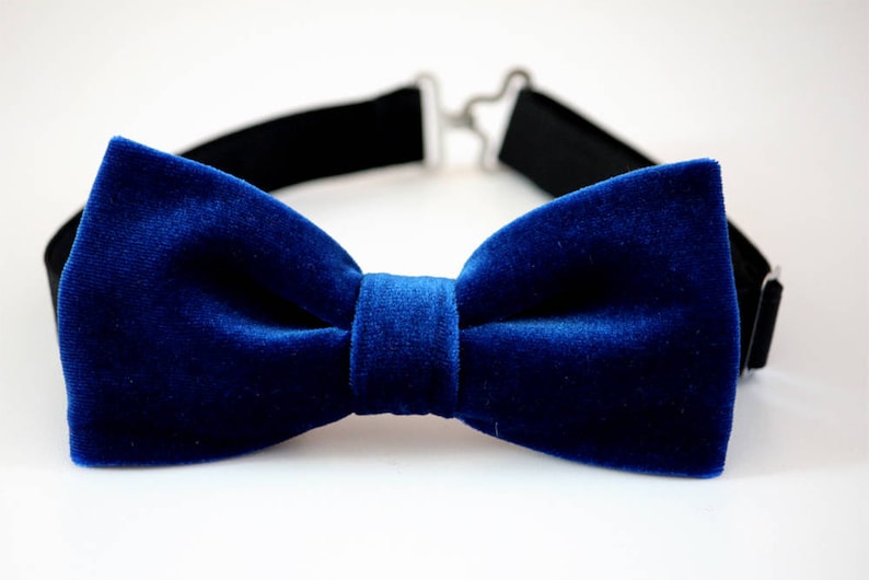 Royal blue velvet bow tie, men's wedding bow tie, groomsmen bow tie, ringbearer bow tie, boy's bow tie, kids bow tie, Christmas bow tie image 1