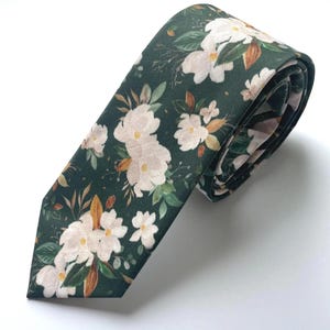 Emerald green floral neck tie, floral green wedding long tie for men and boys, rustic wedding tie, boho style necktie, grooms green tie