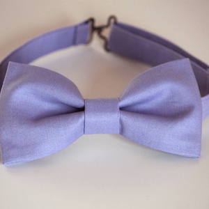 Lavender bow tie, men's wedding bow tie, groomsmen bow tie, groom bow tie, ringbearer bow tie, ringboy bow tie, purple bow tie for men