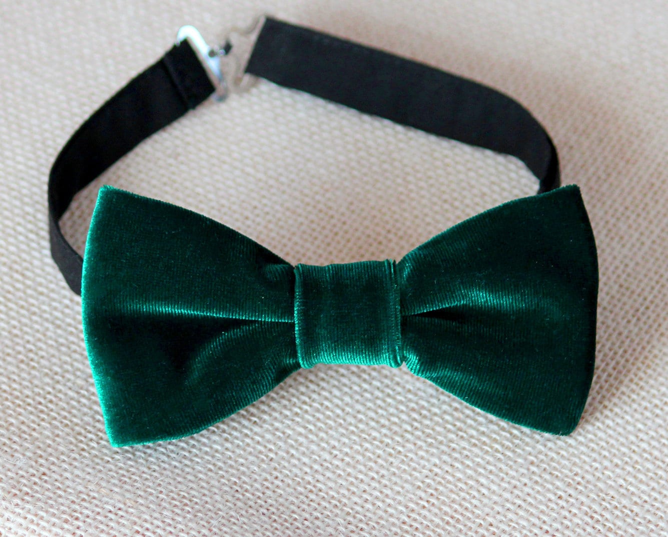 Green Velvet Bow Tie Emerald Mens Bow Tie Wedding Bow Tie Etsy