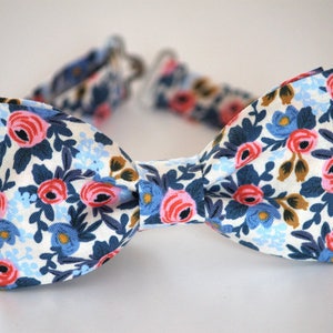 Blue coral bow tie, men&#39;s bow tie, boy&#39;s bow tie, bloom bow tie, coral and navy bow tie, wedding bow tie, ring bearer bow tie, groomsmen tie