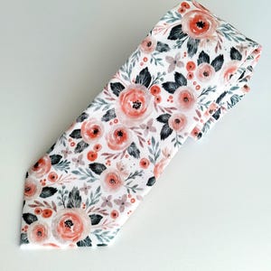 Peach floral men’s necktie, blush peach floral tie, bow tie, pocket square, wedding necktie, groomsmen necktie, spring rustic wedding