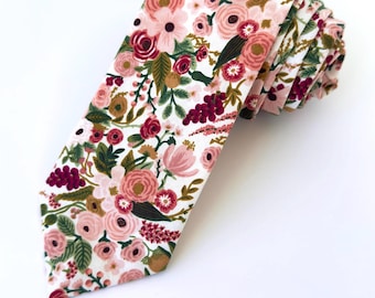 Blush Pink Floral Necktie, Wedding tie for grooms and groomsmen, Spring Wedding, Rose Garden Tie, Skinny Floral Tie