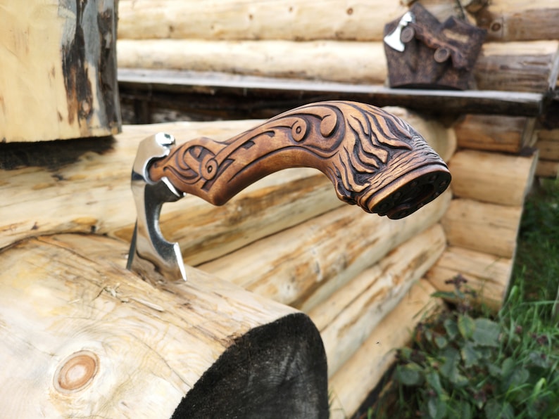 wood carvingViking gear camping WeaponsHunting gift the Axe author's amerindianhoofmustanga to trophyThe manthe F1uTclK3J