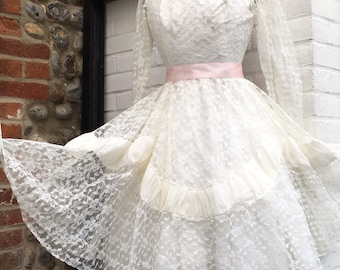 Vintage 50s lace wedding dress