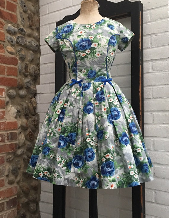 Vintage 50s floral print dress s/m - image 3