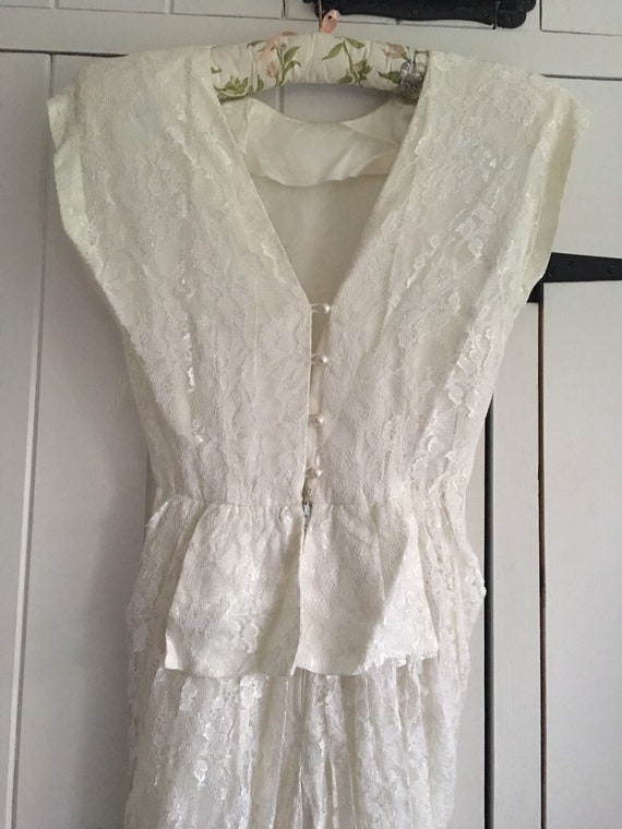 Vintage white lace wiggle dress - image 1