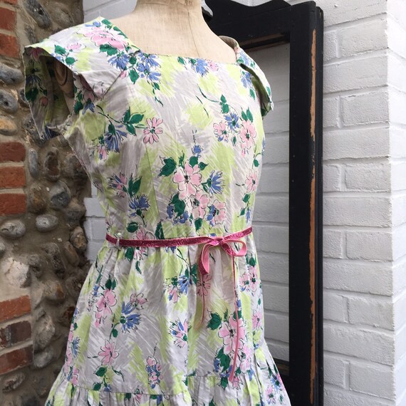 Vintage 50s cotton floral print dress tiered skirt - image 5