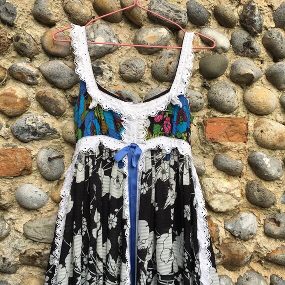 Vintage 70s Jean Varon floral boho maxi dress