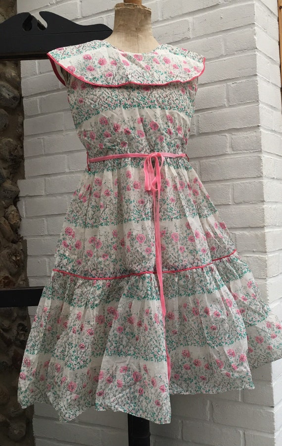 Vintage 50s floral print dress