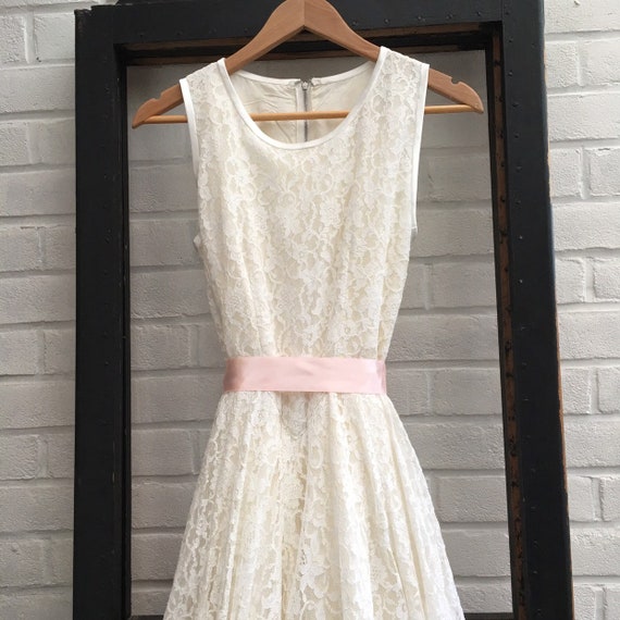 Vintage 50s wedding dress