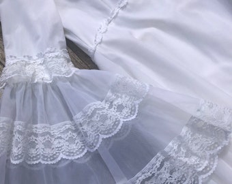 Vintage 70s wedding dress