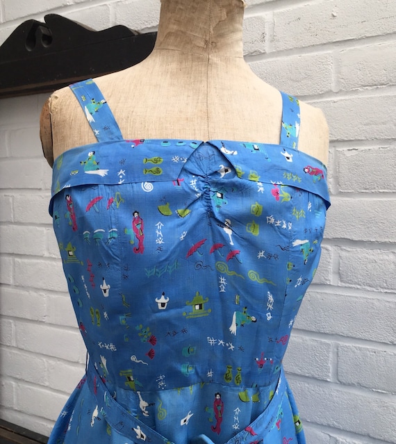 Vintage 50s novelty print dress