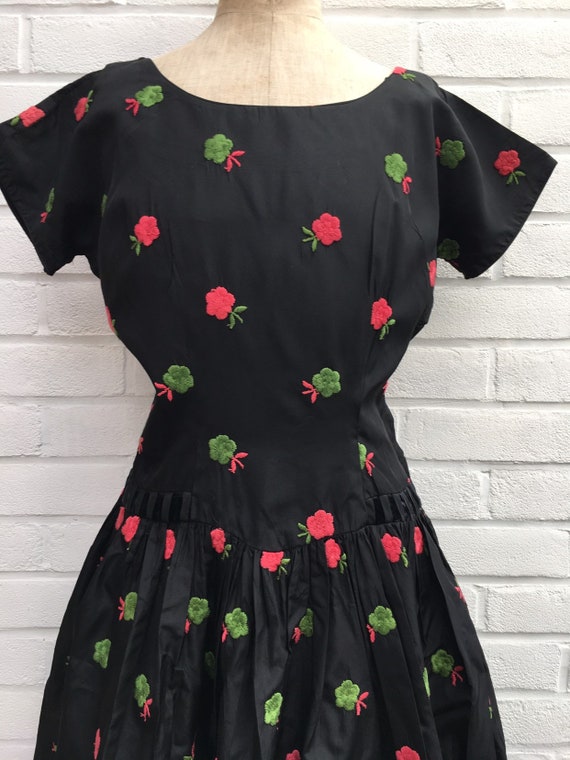 Vintage 50s embroidered evening dress