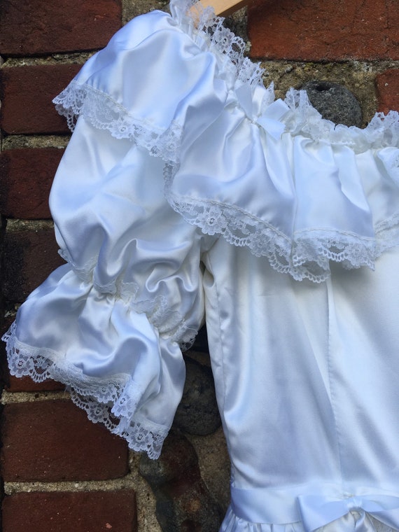 Vintage 80s puff sleeve wedding dress