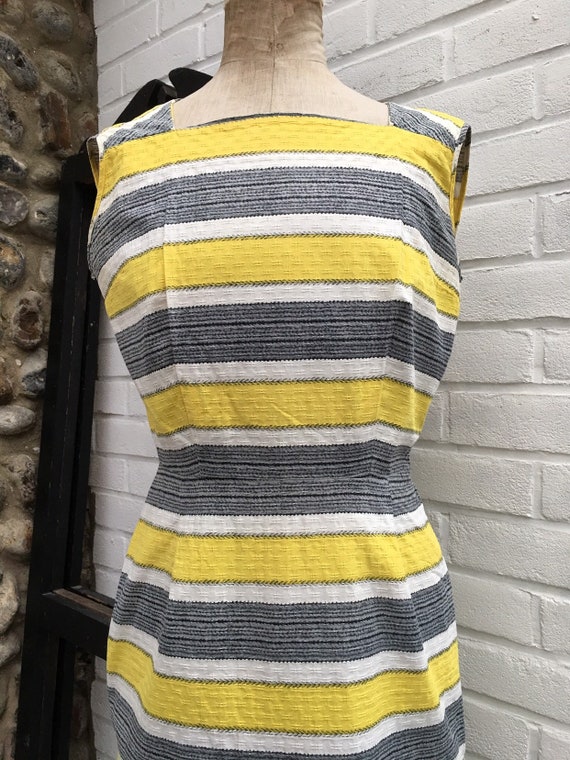 Vintage 50s/60s novelty print dress