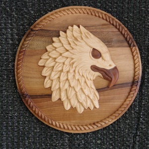 EAGLE massieve houten gesneden intarsia gemaakt van 3 houtsoorten WALNOOT+MAPLE+Appel