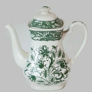 Tetera vintage de porcelana blanca y verde Royal Staffordshire, Inglaterra