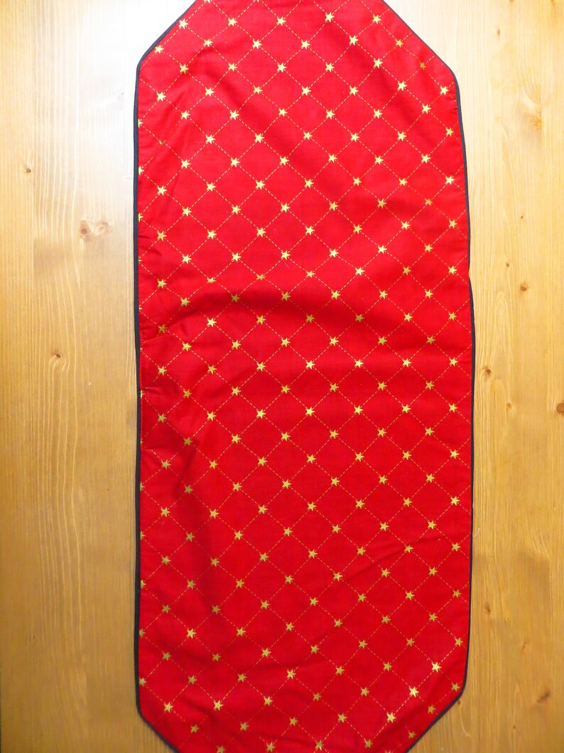 WithMyHandsStudio Table Runner