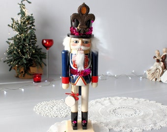 Vintage Wooden 15" Nutcracker Drummer: Handcrafted Christmas Decor