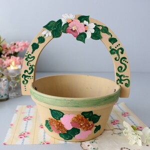 Handmade Terracotta Indoor Planter: Floral Wooden Handle, Crushed Stone Detail