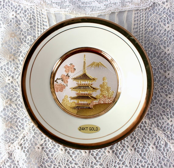THE ART of CHOKIN Plate, 24KT Gold Temple, Engraved Ceramic, Japan
