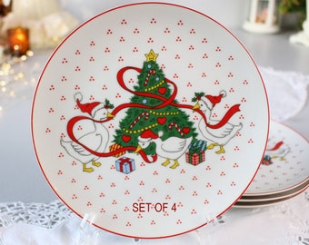 Christmas Cake Ceramic Plates, Set of 4, New, Ducks and Tree Vintage