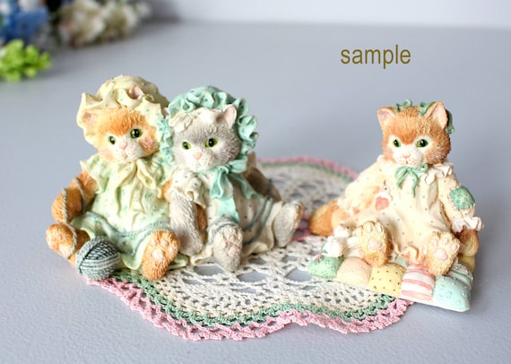 Vintage Calico Kittens Resin Cat Figurine Cats With Yarn and Hat Small Statue Home Decor Collectible Cat Lovers Nursery Enesco 1992 Etsy UK