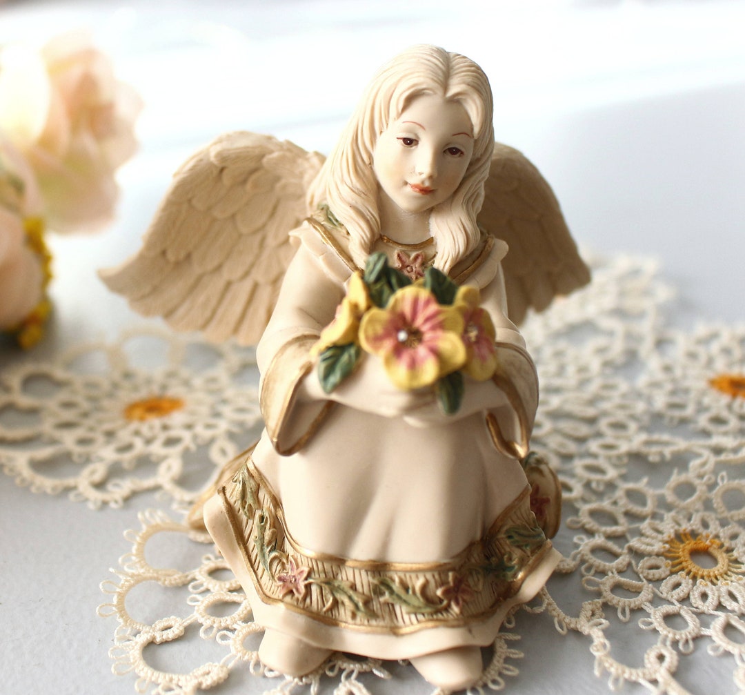 Sarah's Angels® 'november' Figurine, Chrysanthemum Flowers