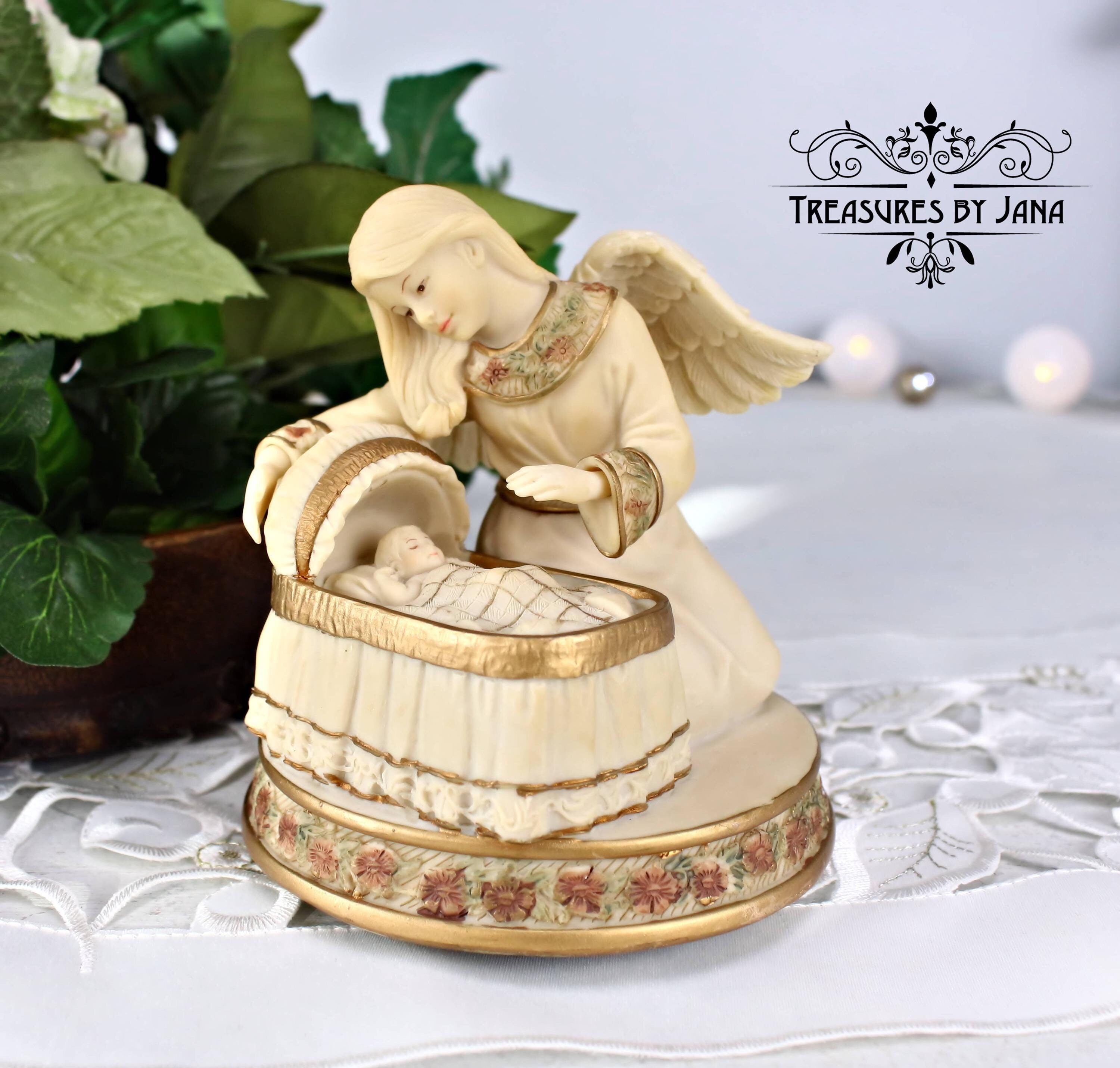 Sarah's Angels® Musical Box, Angel with Newborn Baby, Collectible, Pastel Decoration, Baptism Gift, Resin Figurine, Christmas Gift, Perfect