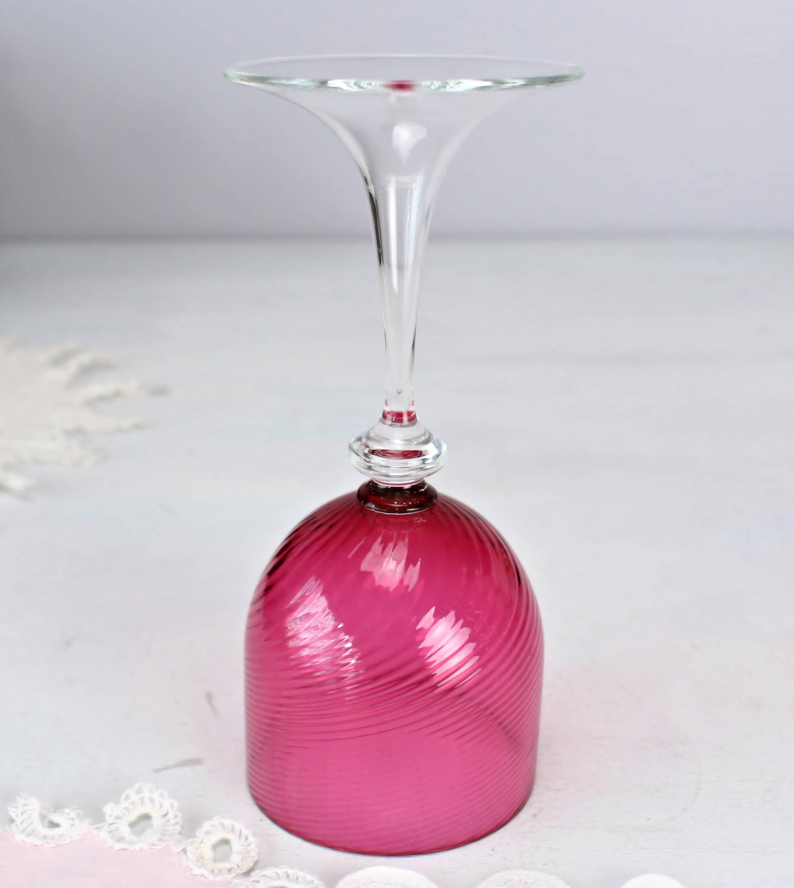 MURANO NASON MORETTI Cranberry Wine Glasses: Twisted Stem